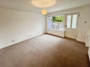 Lounge- click for photo gallery